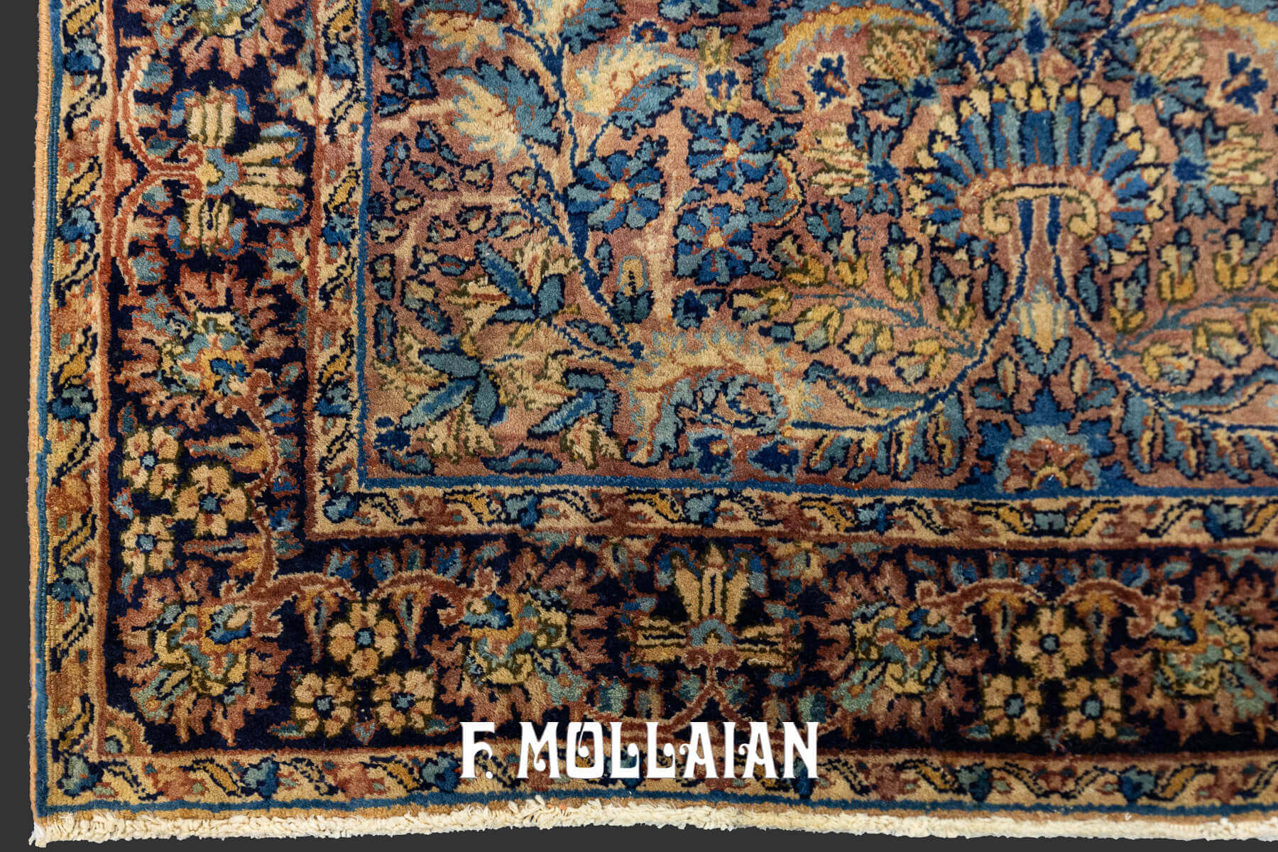 Antique Persian Kerman Floral Rug n°:32628371